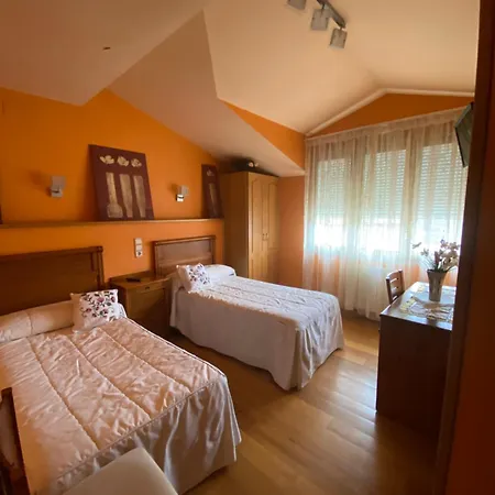 Hostel Monica *